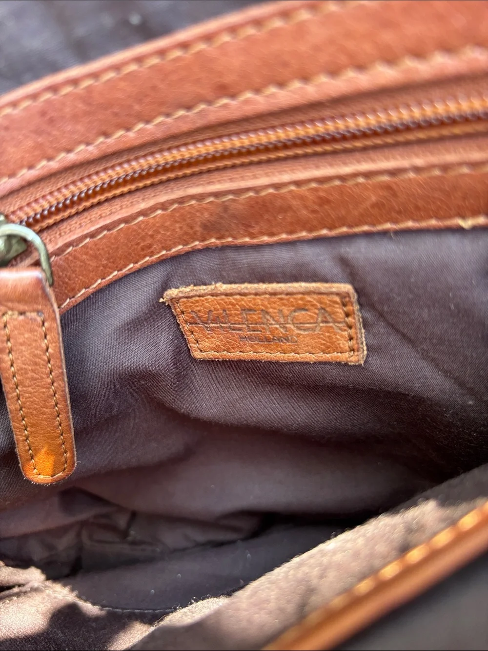 Woven Leather Crossbody Bag in Tan Vilenca brand